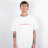 Raver mit weißem Brainwaves oversized T-Shirt von Technostoff, Vorderansicht